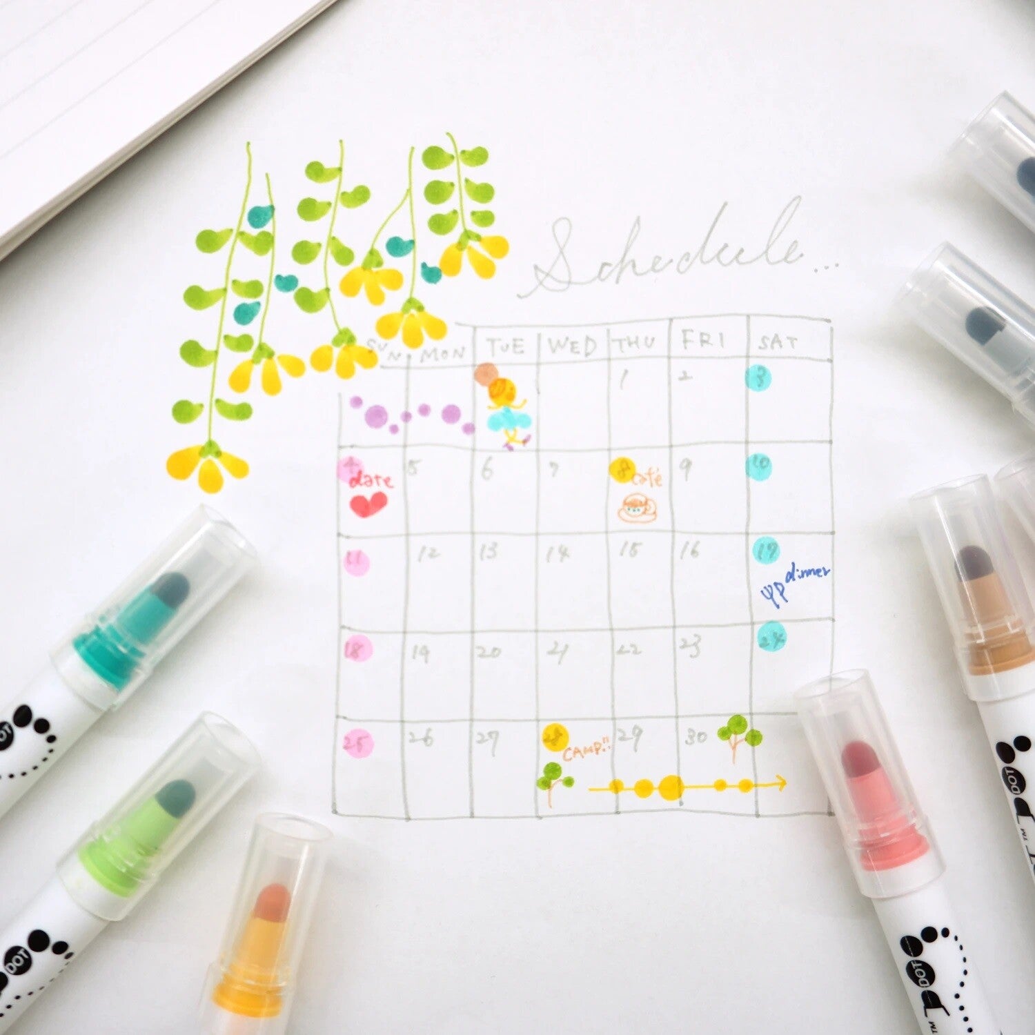Kuretake Zig Clean Color Dot Dual Tip Marker Pens 12 Color Set